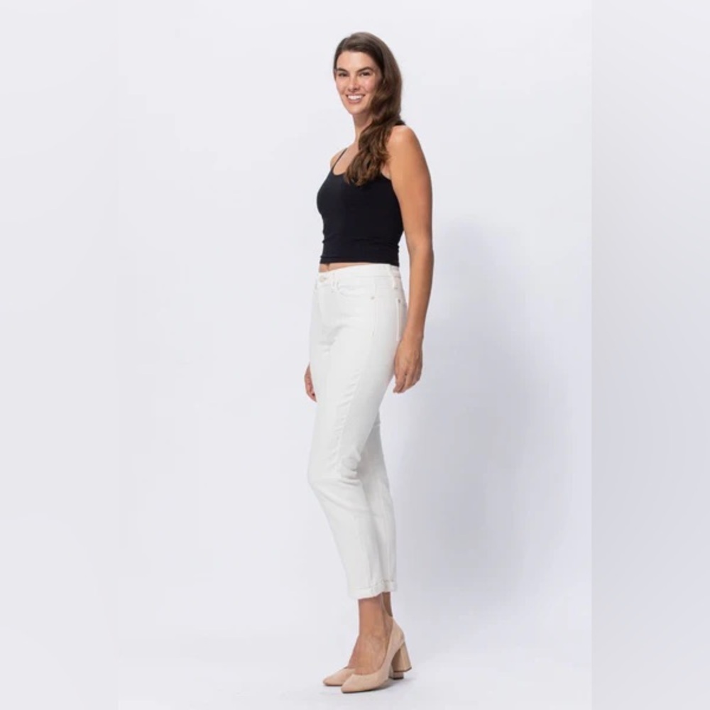 Judy Blue White Boyfriend Fit Kathleen High Rise Cuffed Jeans 26 - Picture 2 of 16